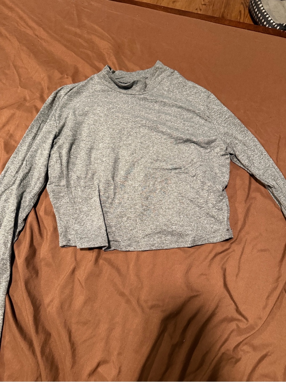 Gray Heathered Mock Neck Long Sleeve Cropped Top Size Small